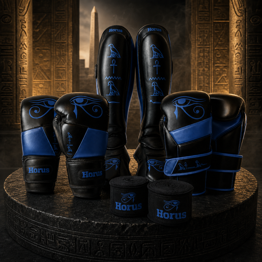 Collector Pharao Bundle in Anubis-Blau mit Handschuhen, Schienbeinschonern und Bandagen